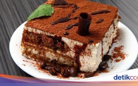 FOMO! Pembeli Teriaki Pelayan Gegara Kehabisan Tiramisu