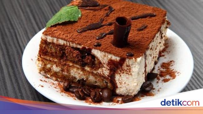 FOMO! Pembeli Teriaki Pelayan Gegara Kehabisan Tiramisu