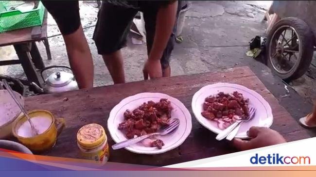 Muslim Perlu Cermat! 4 Makanan Non Halal Ini Banyak Dijajakan di Solo