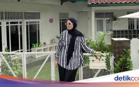 Tya Ariestya Pose Keren Bareng Durian hingga Es Loli