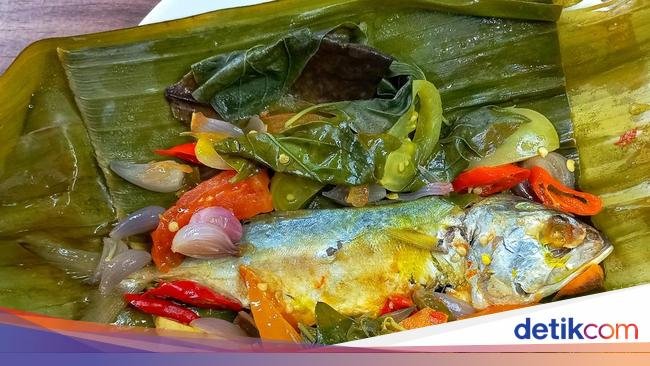 Resep Pepes Ikan Peda dan Daun Melinjo yang Gurih Sedap