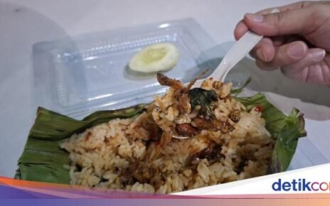 Nyamm! Nasi Bakar Legendaris Paling Laris Manis di Jalan Semangka