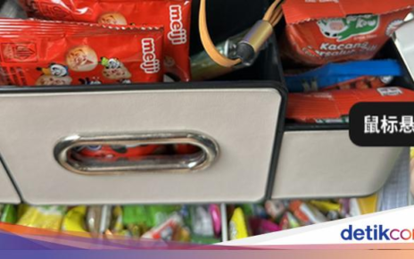 Keren! Sopir Ini Sediakan Camilan Komplet untuk Penumpangnya