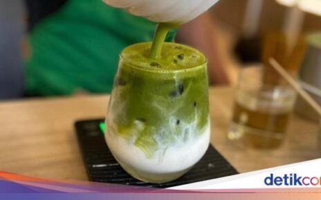 Tips Bikin Es Matcha Latte Enak Hanya Pakai 2 Bahan
