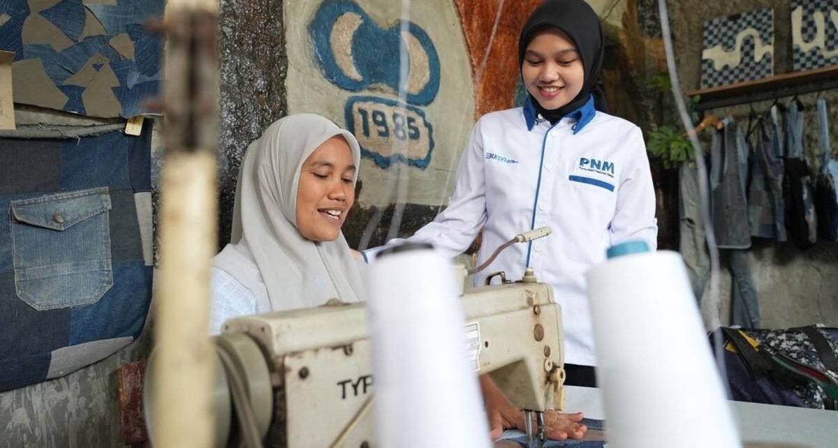 Nasabah PNM Mekaar Ubah Jeans Hasil Decluttering Jadi Fashion Keren