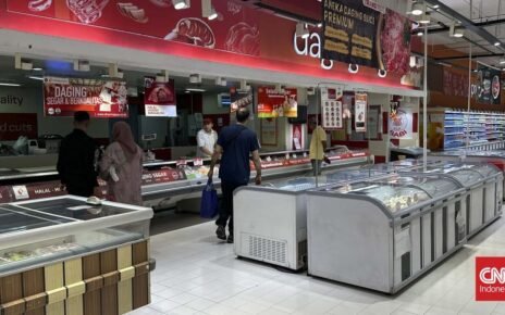 Ayam Broiler Mulai Rp26 Ribu Per Ekor di Transmart Full Day Sale