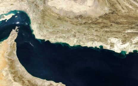 Harga Minyak Dunia Diramal Tembus US$110 Jika Iran Tutup Selat Hormuz