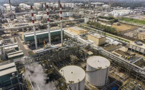 Harga Minyak Menguat 1 Persen Hari Ini, Masih Karena Israel-Iran