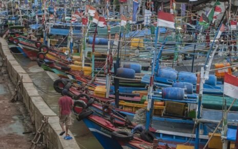 Laut RI Makin Padat, Trenggono Larang Kapal Melintas Ruang Konservasi