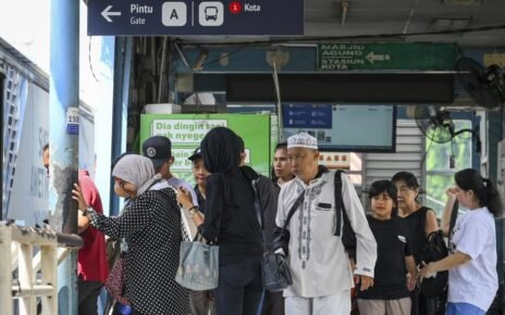 Tarif MRT, LRT, dan Transjakarta Cuma Rp1 pada Selasa 1 Juli