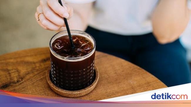 Selain Bikin Mata Melek, Ini 5 Manfaat Minum Kopi Americano Tiap Hari