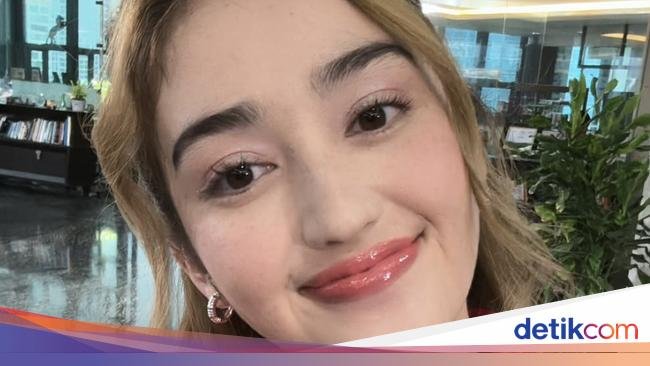 Cantiknya Ranty Maria Saat Pamer Kue Ulang Tahun hingga Makan di Bali