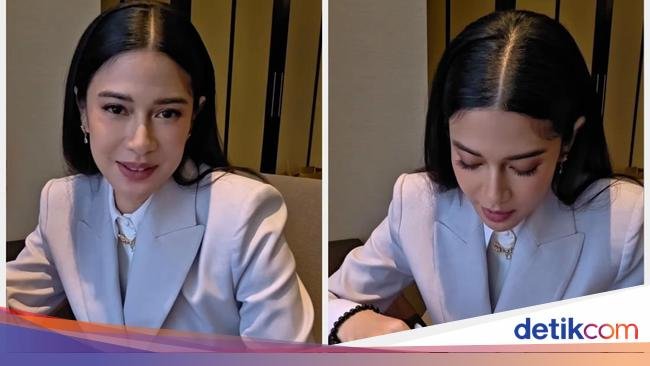 Yeay! Dian Sastro Mantap Pilih Masuk Tim Bubur Diaduk