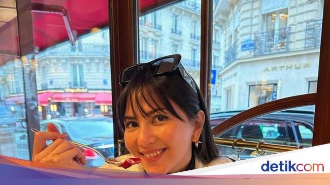 Romantisnya Jessica Milla Saat Dinner Bareng Yakub Hasibuan