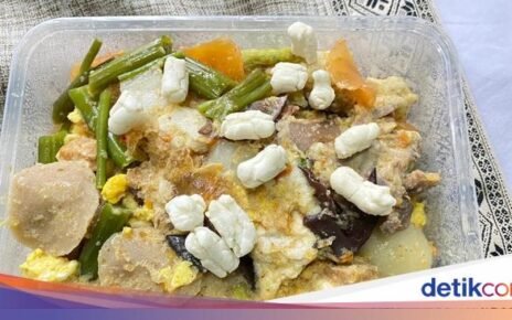 Seblak Cobek Teh Ida, 'Hidden Gem' Sedap dalam Gang Braga