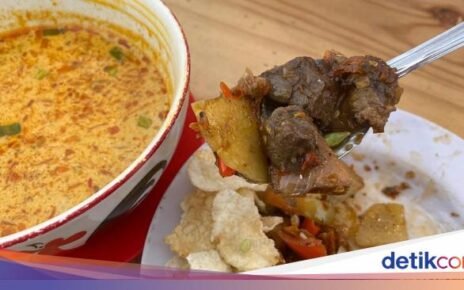 Sedep Bener! Soto Oseng Daging Level 3 Berkuah Santan Susu