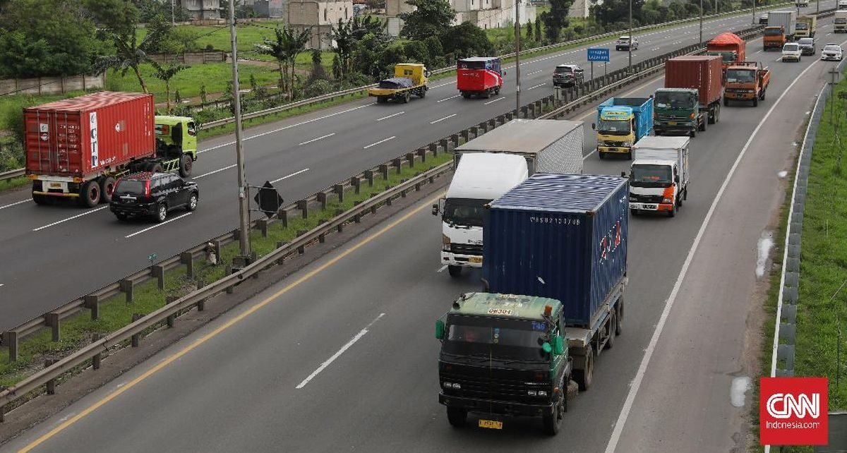 AHY Sebut Sopir Truk Kena Pungli Sampai Rp150 Juta per Tahun