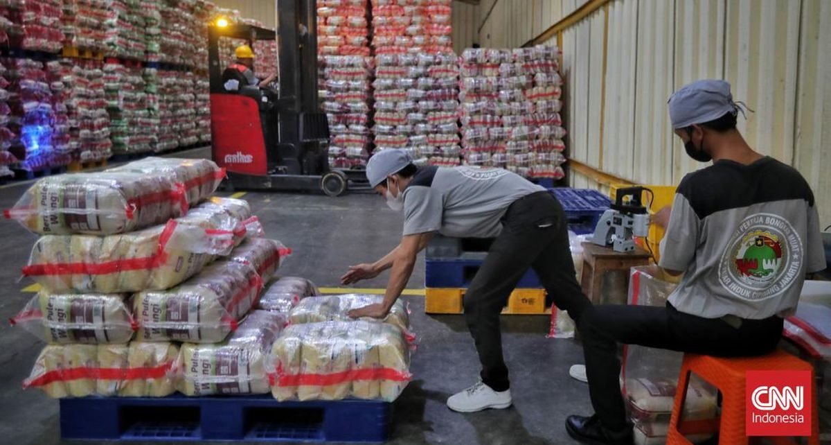 Ritel Ngeluh Pasokan Beras Premium Seret, Harga Justru Naik