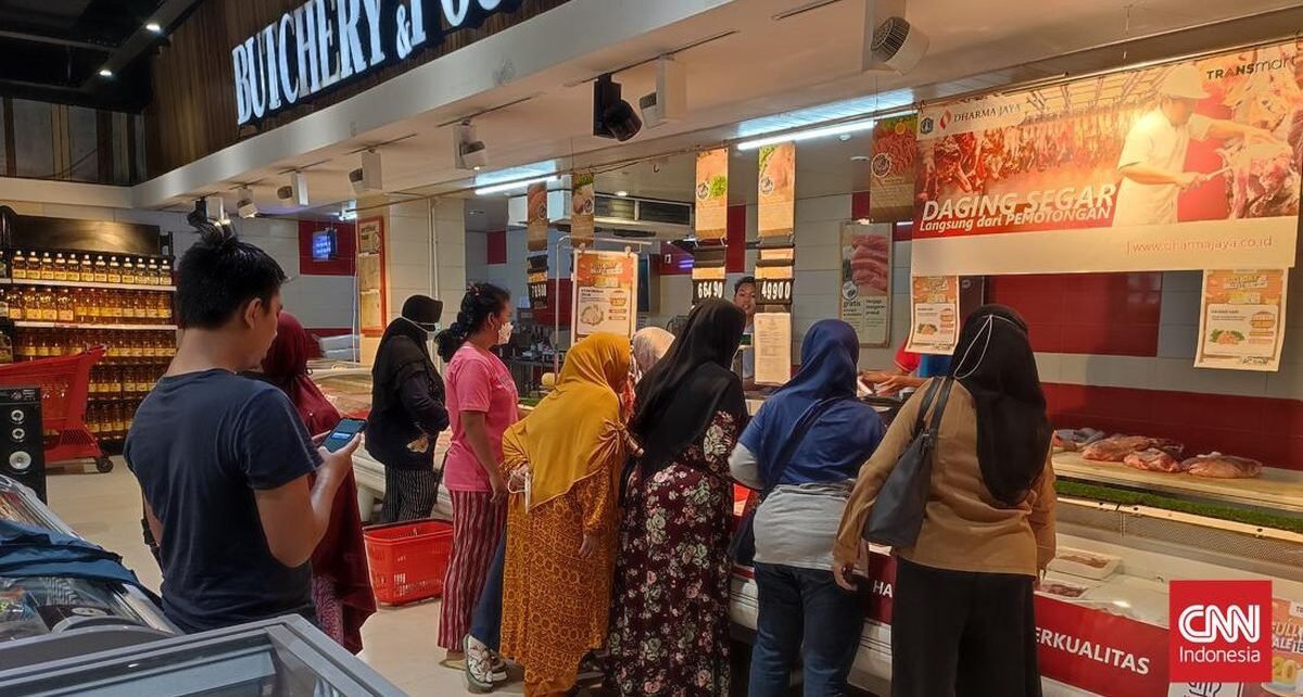 Borong Bun, Ayam Broiler Diskon 20% di Transmart Full Day Sale