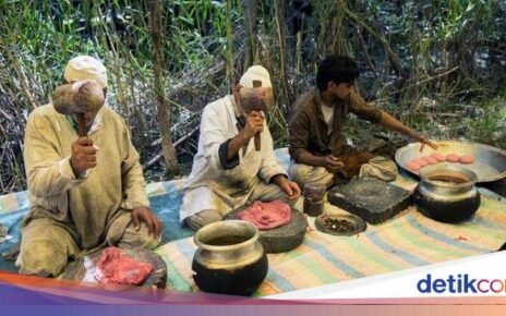 5 Ritual dan Tradisi Makan Nyentrik di Dunia, Ada dari Toraja