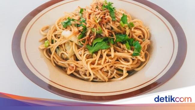 Gurih Hangat! Rekomendasi 6 Bakmi Jawa di Solo Buat Makan Malam