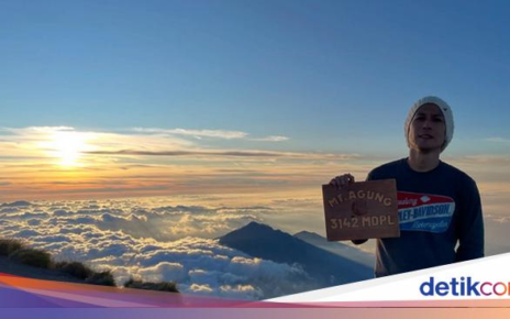 Chef Juna Tampil Keren Saat Masak hingga Belanja Ikan di Tokyo