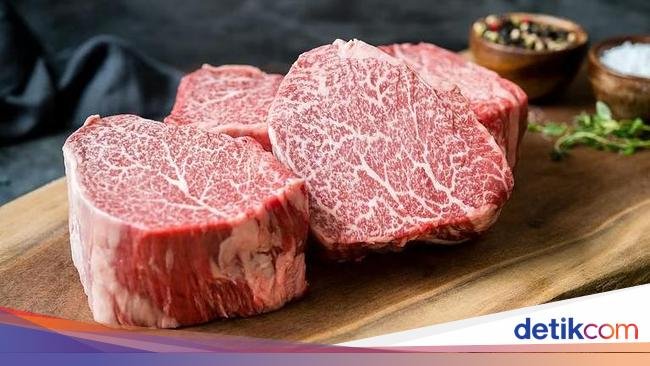 Juicy Pol! 10 Daging Terbaik di Dunia dari Ayam Cemani hingga Wagyu