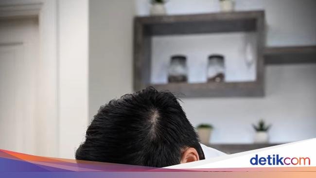 Bayar Pakai Senyuman Bisa Dapat Donat Buatan Nicky Tirta
