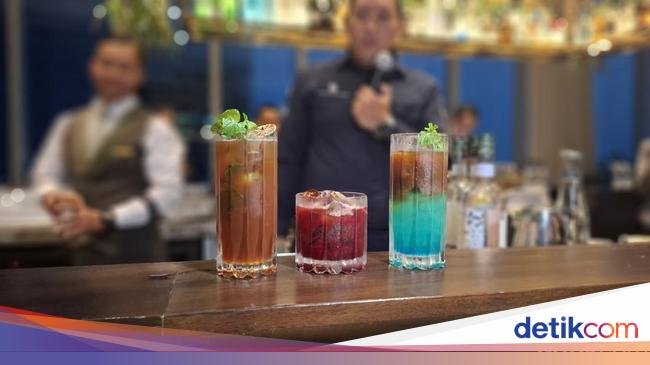 Spesial! Menikmati Kopi Cocktail dan Mocktail di Bar Tertinggi Indonesia