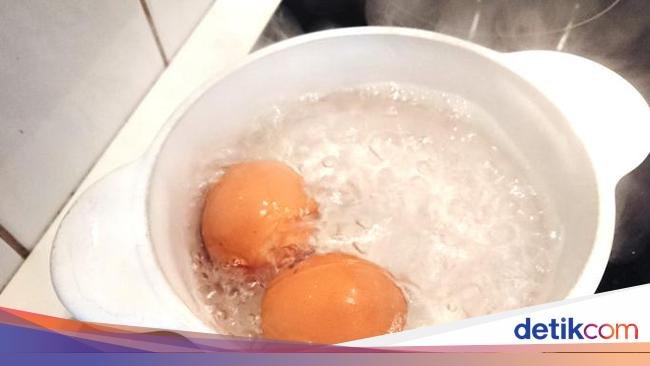 Cara Rebus Telur yang Ideal, Taruh Air atau Telur Duluan di Panci?