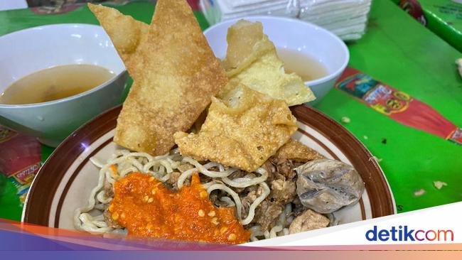 5 Mie Ayam Gerobak Legendaris di Jakarta, Ada yang Sudah 5 Dekade