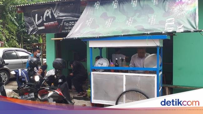 Hanya Rp 15 Ribu! Lezatnya Mie Ayam Kuah Rendang Mang Oyo di Depok