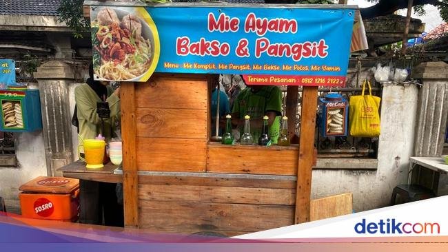 Mie Ayam Pak Loso Legendaris di Menteng, Seporsi Cuma Rp 15 Ribu