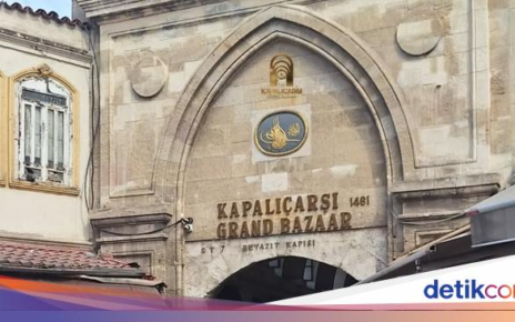 Mengintip Cantiknya Pasar Tertua di Dunia yang Berusia 564 Tahun