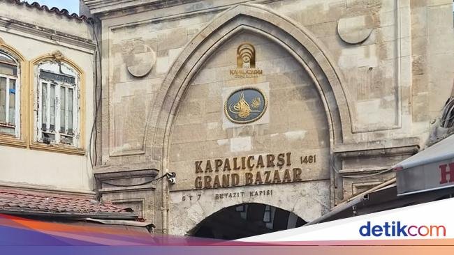 Mengintip Cantiknya Pasar Tertua di Dunia yang Berusia 564 Tahun
