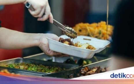 Kasir Kedai Makan Diduga Bohong soal Tak Ada Uang Kembalian