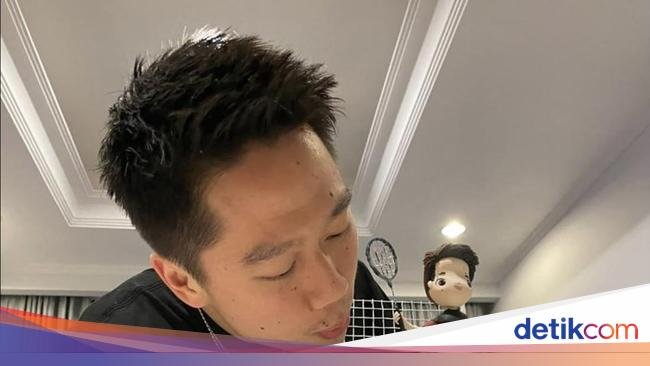 Potret Kevin Sanjaya Makan bareng Istri di Australia hingga Eropa
