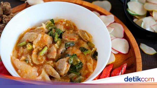 Resep Seblak Bakso yang Pedas Menyengatnya Bikin Nagih