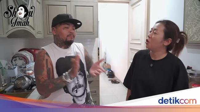 Soimah dan King Abdi Kompak Masak Orek dan Ikan di Rumah Ivan Gunawan