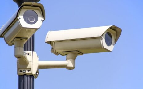Kejar Pajak, Pemkot Surabaya 'Intai' Restoran-Swalayan dengan CCTV