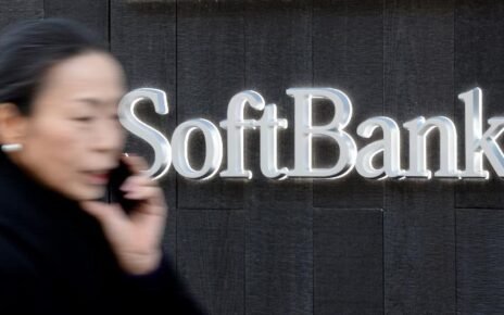 SoftBank Investasi Rp32,5 T ke Intel Usai Kabar Trump Mau Borong Saham