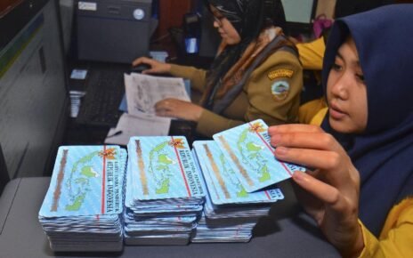 Dirjen Dukcapil Ajak Masyarakat Update Data KTP Agar Valid