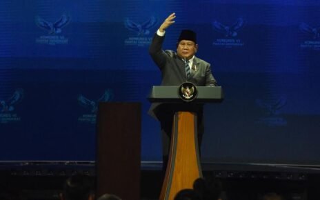 Prabowo Mau Penertiban 3,7 Juta Ha Lahan Sawit Ilegal Beres September