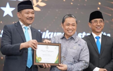 Wamenlu Apresiasi Kinerja Baznas Bantu Masyarakat Miskin dan Palestina