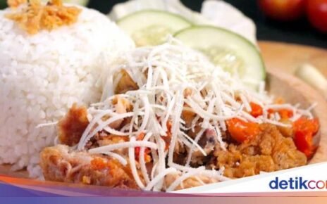 Bikin Ketagihan! 7 Ayam Geprek di Jogja yang Selalu Ramai Pembeli