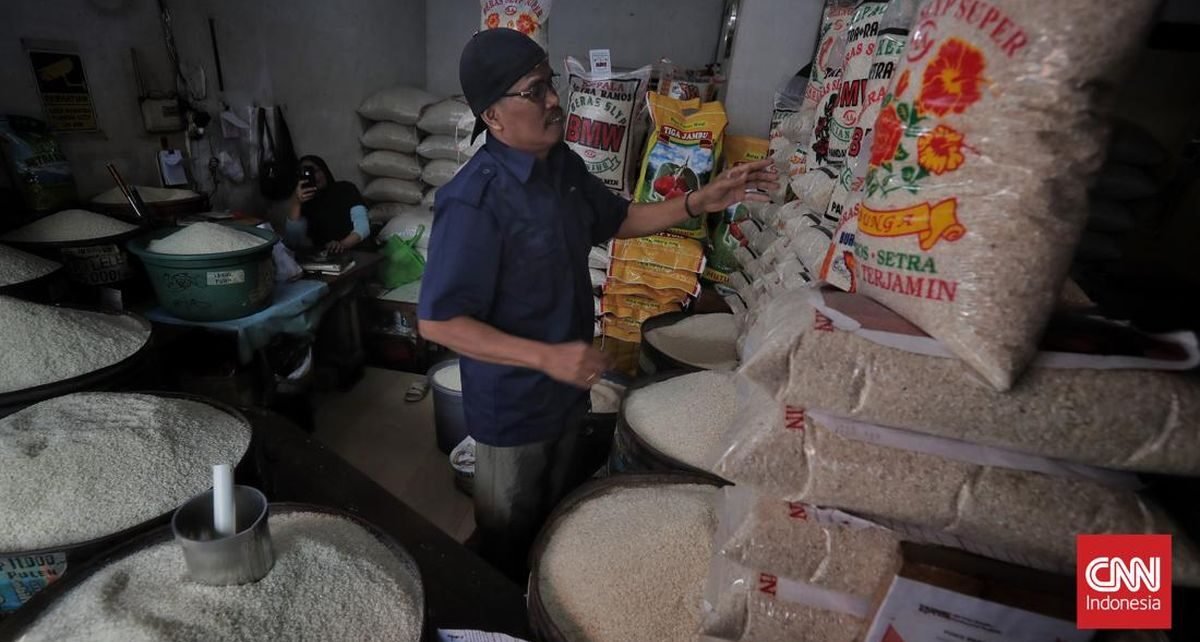 Ribet Pedagang Jualan Beras SPHP Bulog