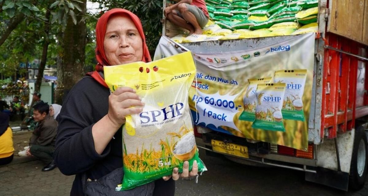 SPHP Bulog Bergulir Masif, Sukses Turunkan Harga Gabah dan Beras
