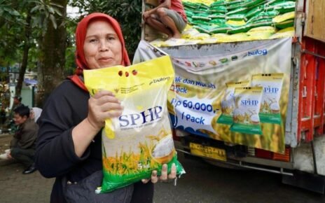 SPHP Bulog Bergulir Masif, Sukses Turunkan Harga Gabah dan Beras