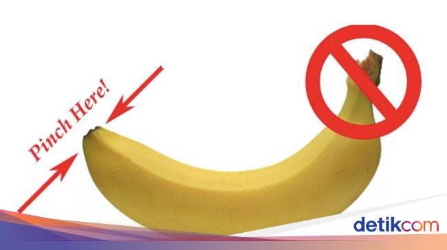 Sudah Puluhan Tahun Salah Kupas Pisang? Ternyata Begini Cara Idealnya