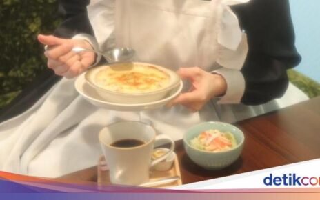 Unik Banget! Di Kafe Ini Pengunjung Bisa Tukar Peran Jadi Pelayan